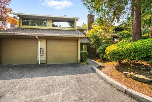 Building Photo - Beautiful and Remodeled Fairweather Town H... Rental