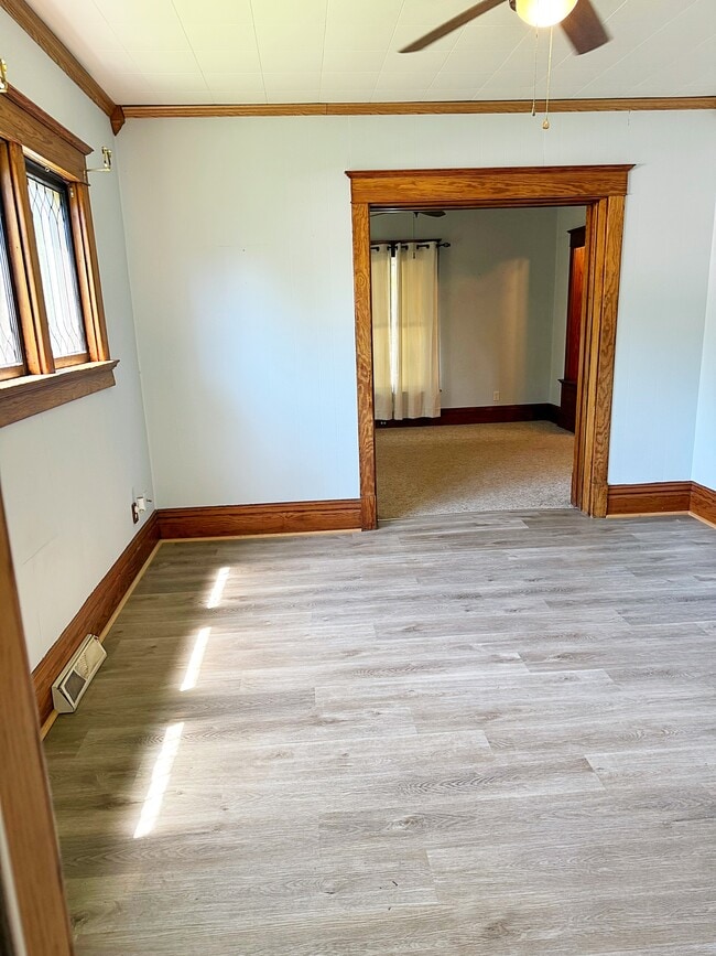 Photo - 508 6th Ave