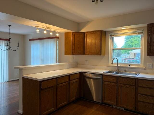 Photo - 328 N Pointe Dr