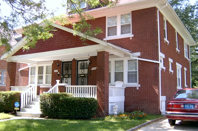 Building Photo - 17355 McIntyre St