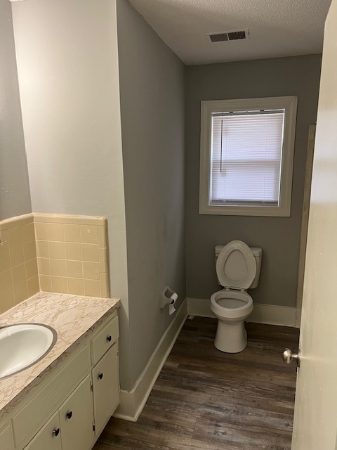 Photo - 320 Kingston Ave