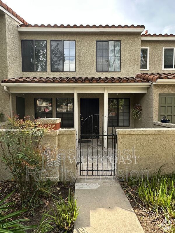 Building Photo - 8167 Vineyard Ave Rental