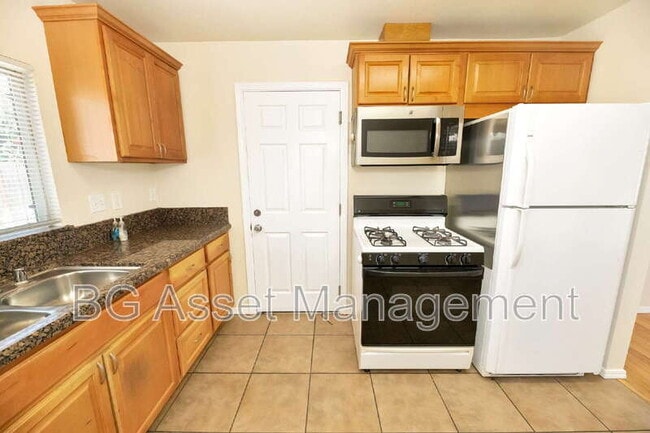 Photo - 2911 18th St