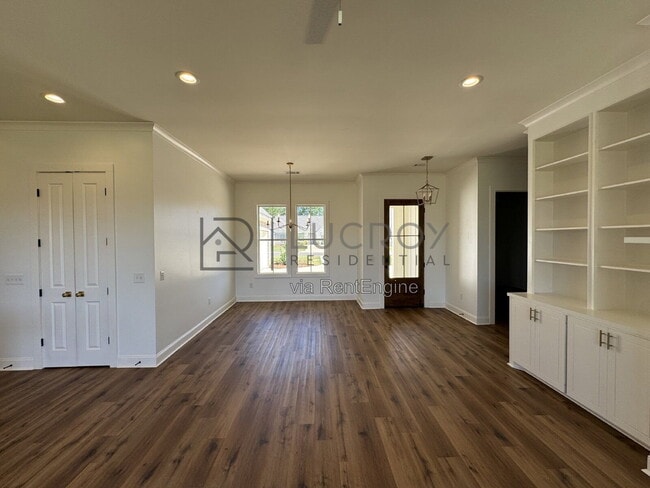 Photo - 203 Baleigh Dr