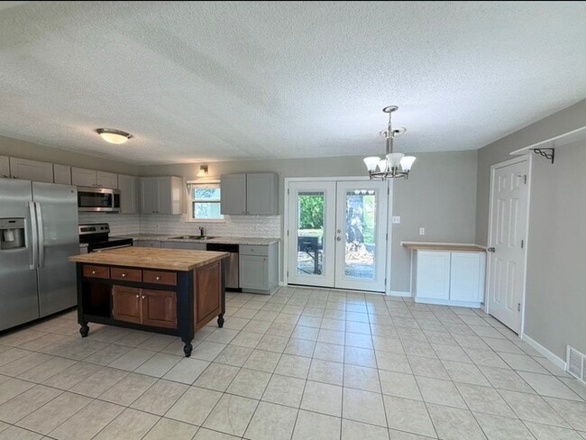 Photo - 1005 Idlewood Ave