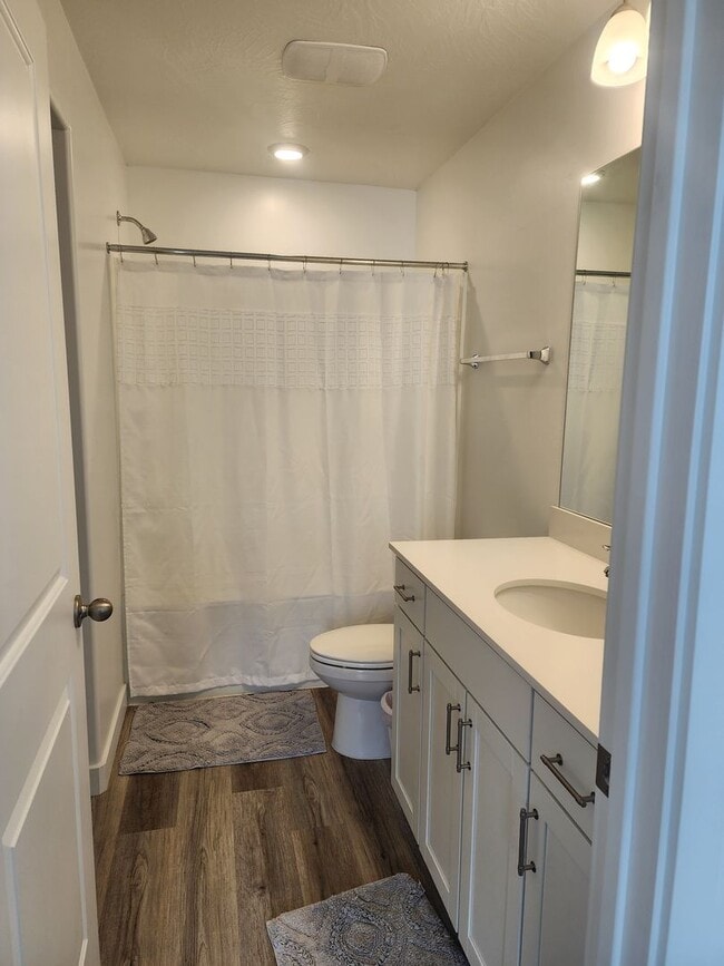 Photo - Northfield Townhome for Rent $1880 mo.