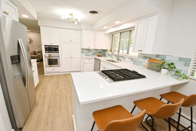 Photo - 1831 Corby Blvd Unit ID1037679P