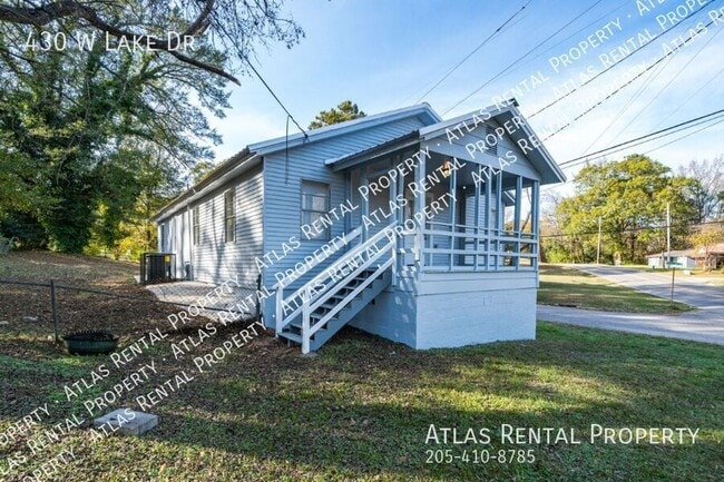 Photo - 430 W Lake Dr