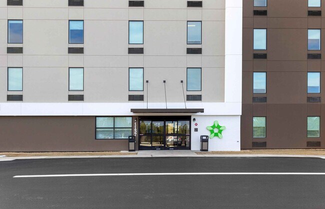 Furnished Studio-Augusta