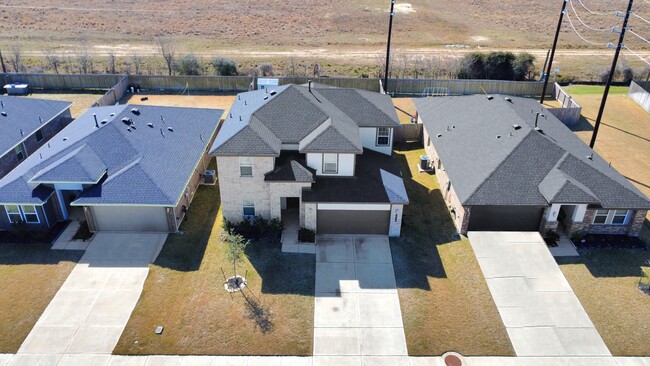 Building Photo - 30119 Gallatin River Ln