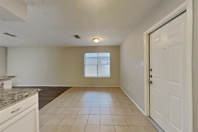 Photo - 11914 Osage Park Dr