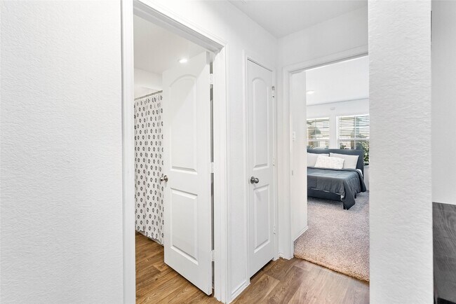 Photo - 21611 Flowering Gdn Ln