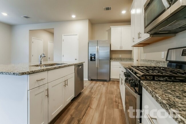 Photo - 3524 Stride Ln