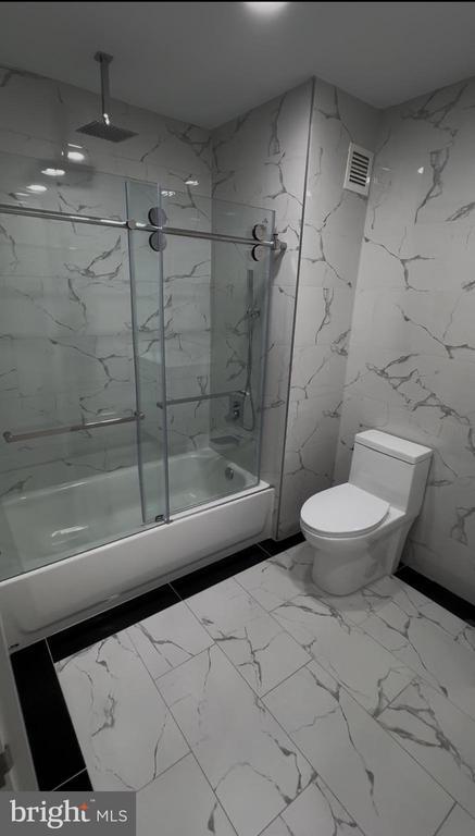 Photo - 4900 Spruce St