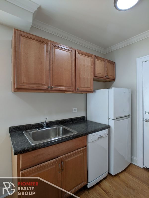 Photo - 3815 N Greenview Ave Unit 3E