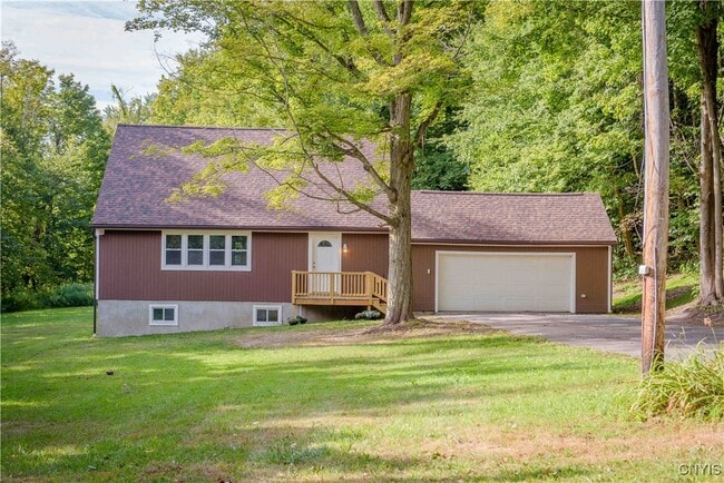 Photo - 141 Engles Rd