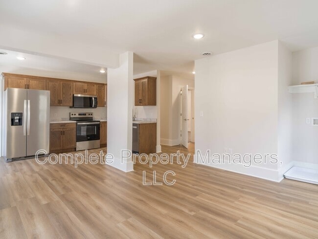 Photo - 821 Jefferson Ave