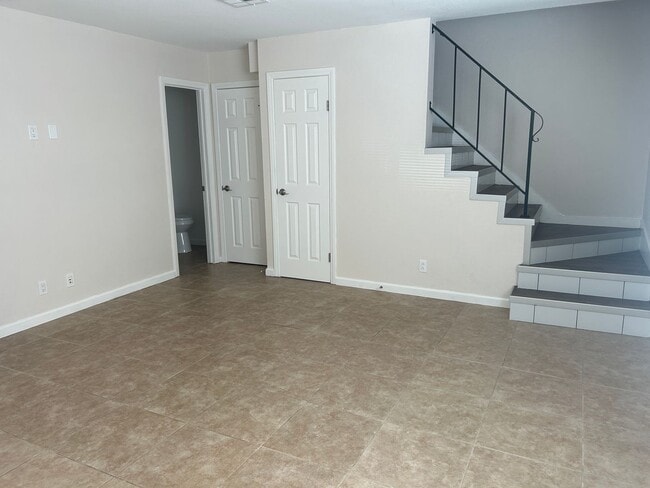 10026 River St Unit 2