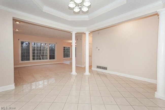 Photo - 3729 Edgehill Dr