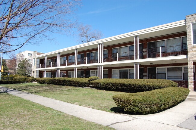 Building Photo - 1005 N Harlem Ave Unit D Rental