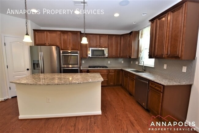 Photo - 7946 Monrovia Dr