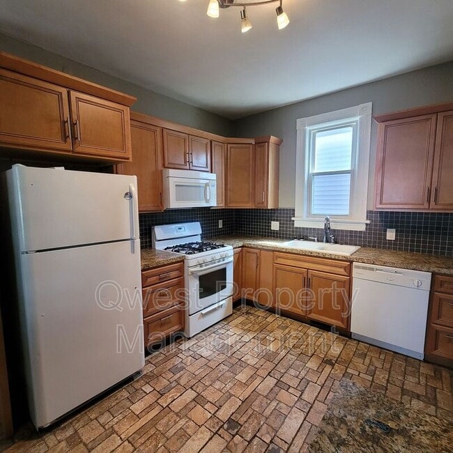 Photo - 1123 Second St NW