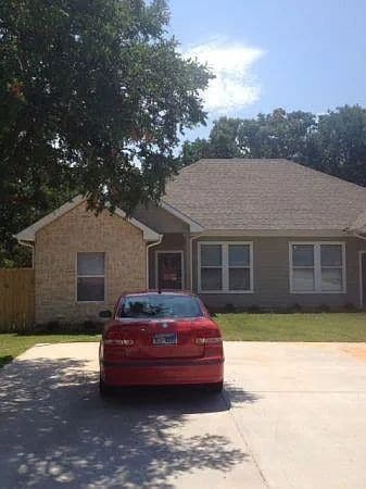 3 bedroom 1 bath duplex - 3 bedroom 1 bath duplex Unit 2