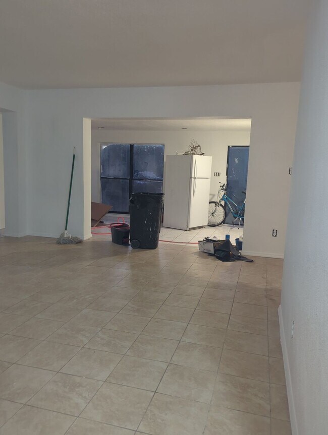 Photo - 704 E 121st Ave