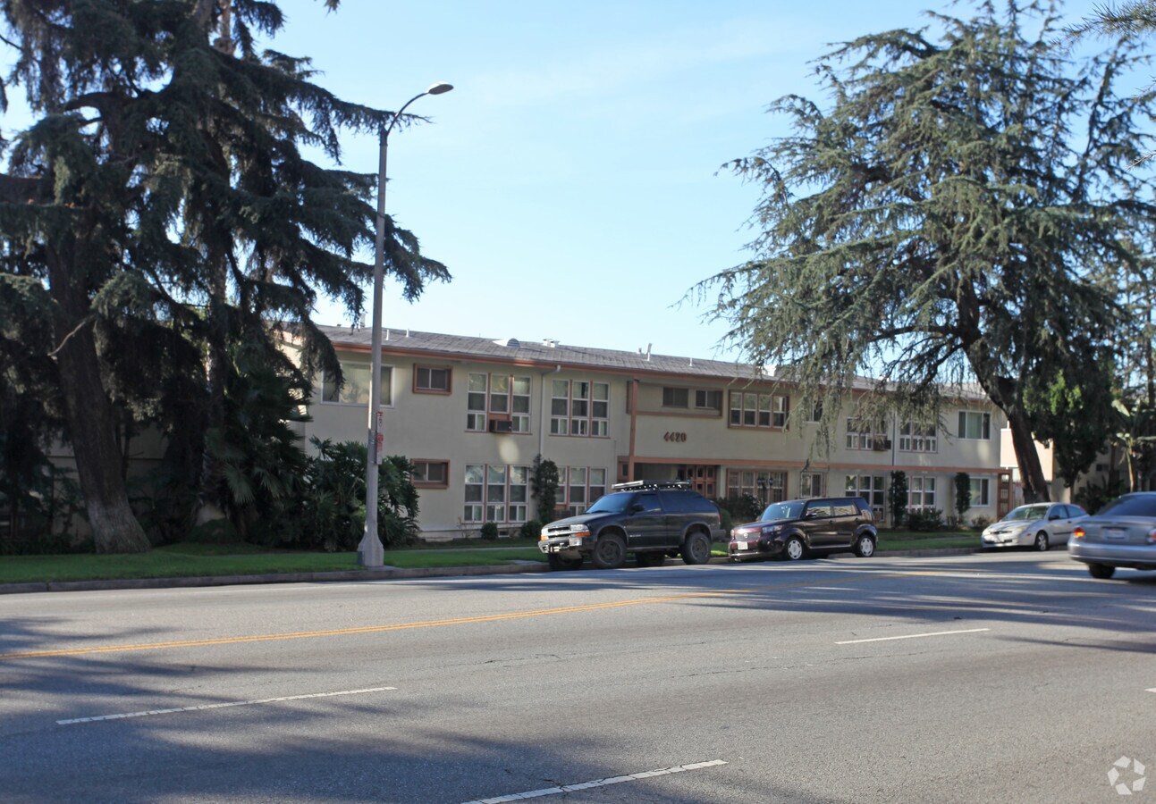 Photo - 4420 Los Feliz Blvd