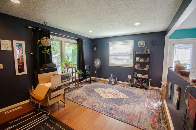 Photo - 1308 40th St NW