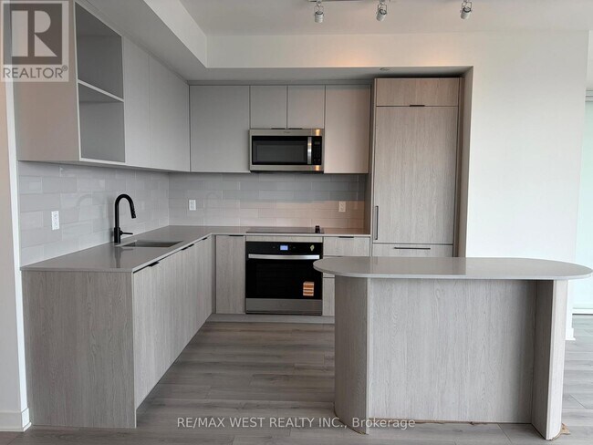 Photo - 1185 Dupont St Unit 1907