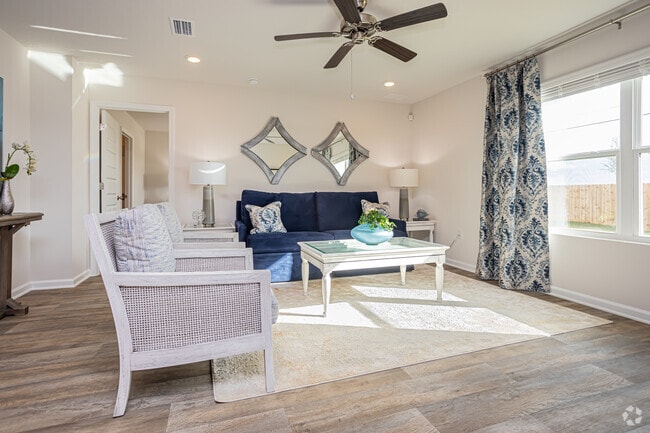 4BR, 2BA - 1,787SF