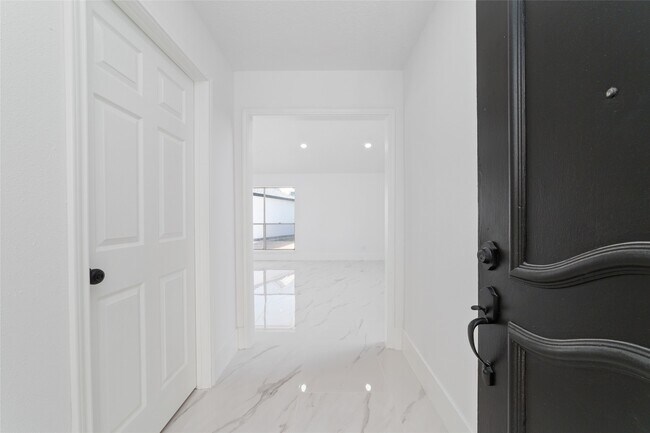 Photo - 13330 Agarita Ln