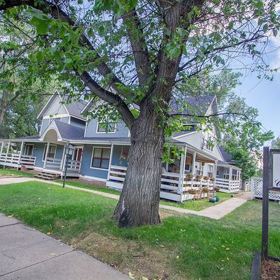 Photo - Claire Creek Apts