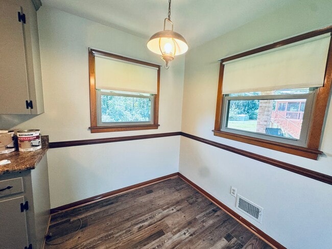 Photo - 5930 Edgewood Ave