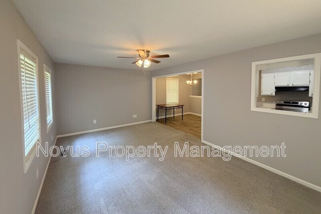 Photo - 125 S Meadowcliff Cir
