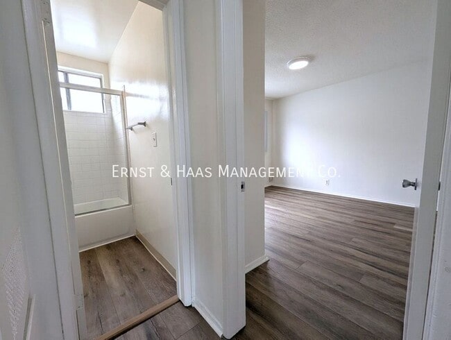 Photo - 1006 E 32nd St Unit D