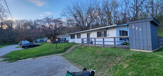 Photo - Finleyville 3 Bedroom 1.5 Bath Remodeled R...