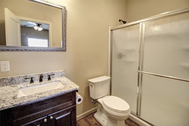 Photo - 26152 Avenue E Unidad A