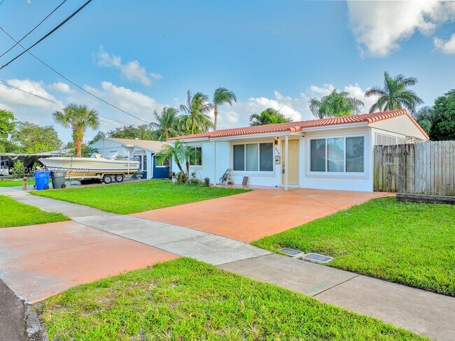 Photo - 2618 Sherman St