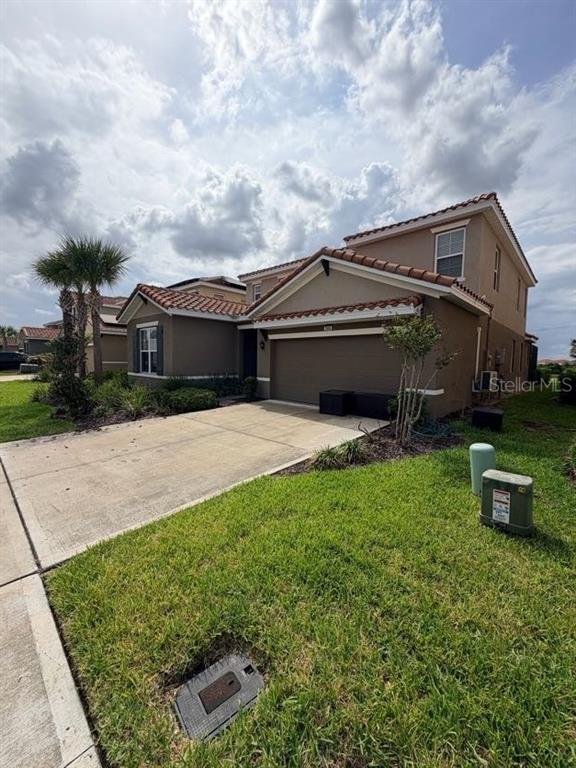 Photo - 7604 Oakmoss Loop