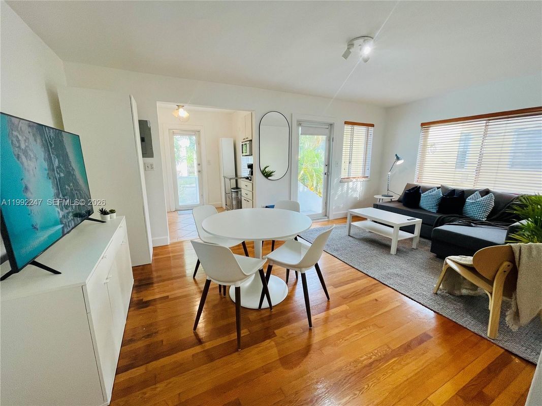 Photo - 8036 Harding Ave