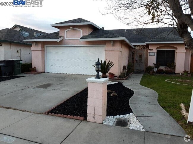Building Photo - 1205 Cribari Dr Rental