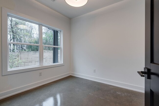 Photo - Welcome to Your Stylish Haven in Vibrant East Nashville!
