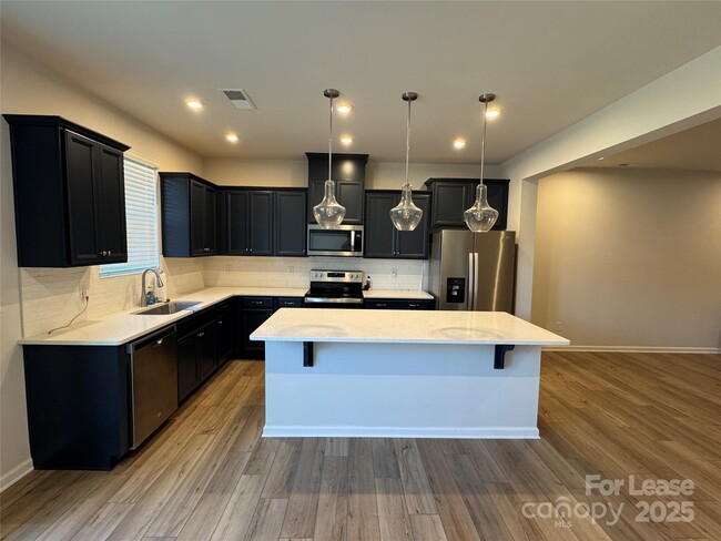 Photo - 5616 Axil Ln