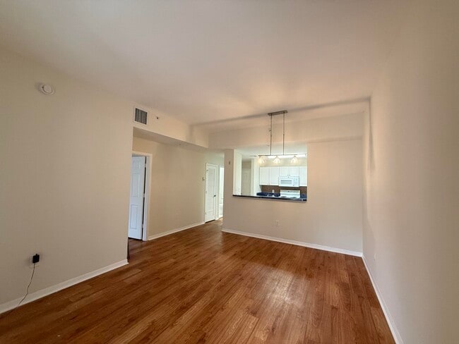 Building Photo - 1200 Town Center Dr Unit 206