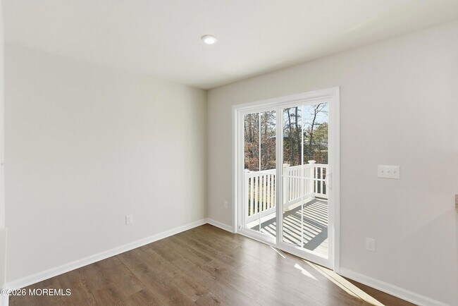 Photo - 604 Cyprus Ct