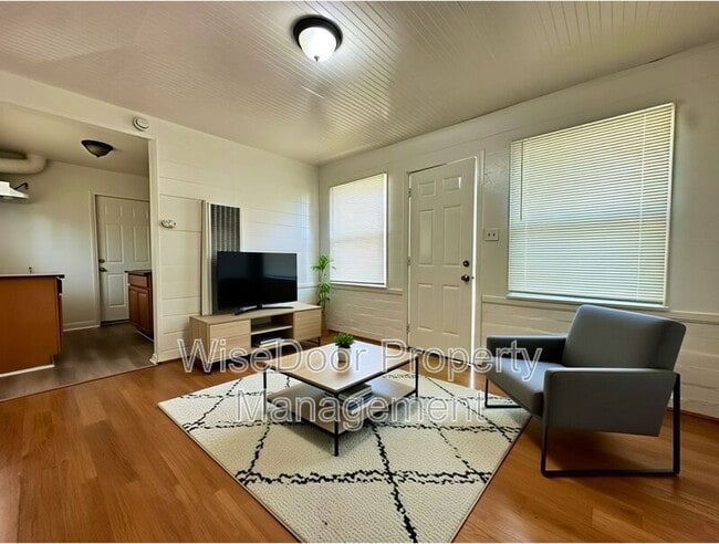 Building Photo - 12539 Adler Dr Unit 3