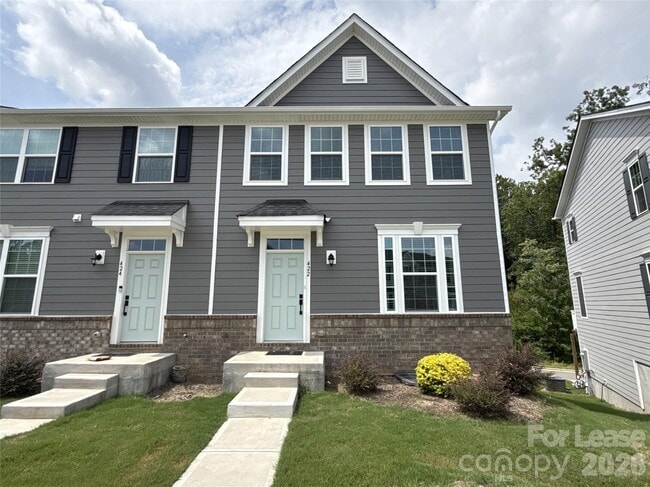Building Photo - 422 Serenity Cir