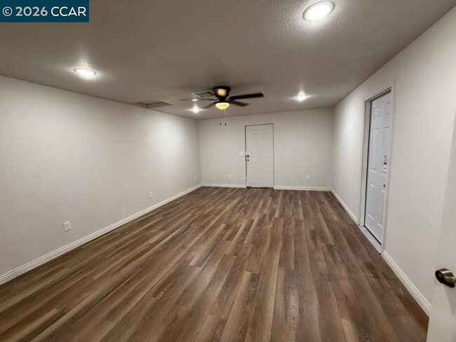 Photo - 3232 Sanguinetti Ln